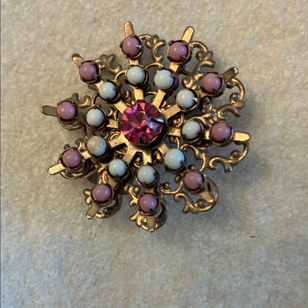 Vintage pink and white Starburst brooch pin